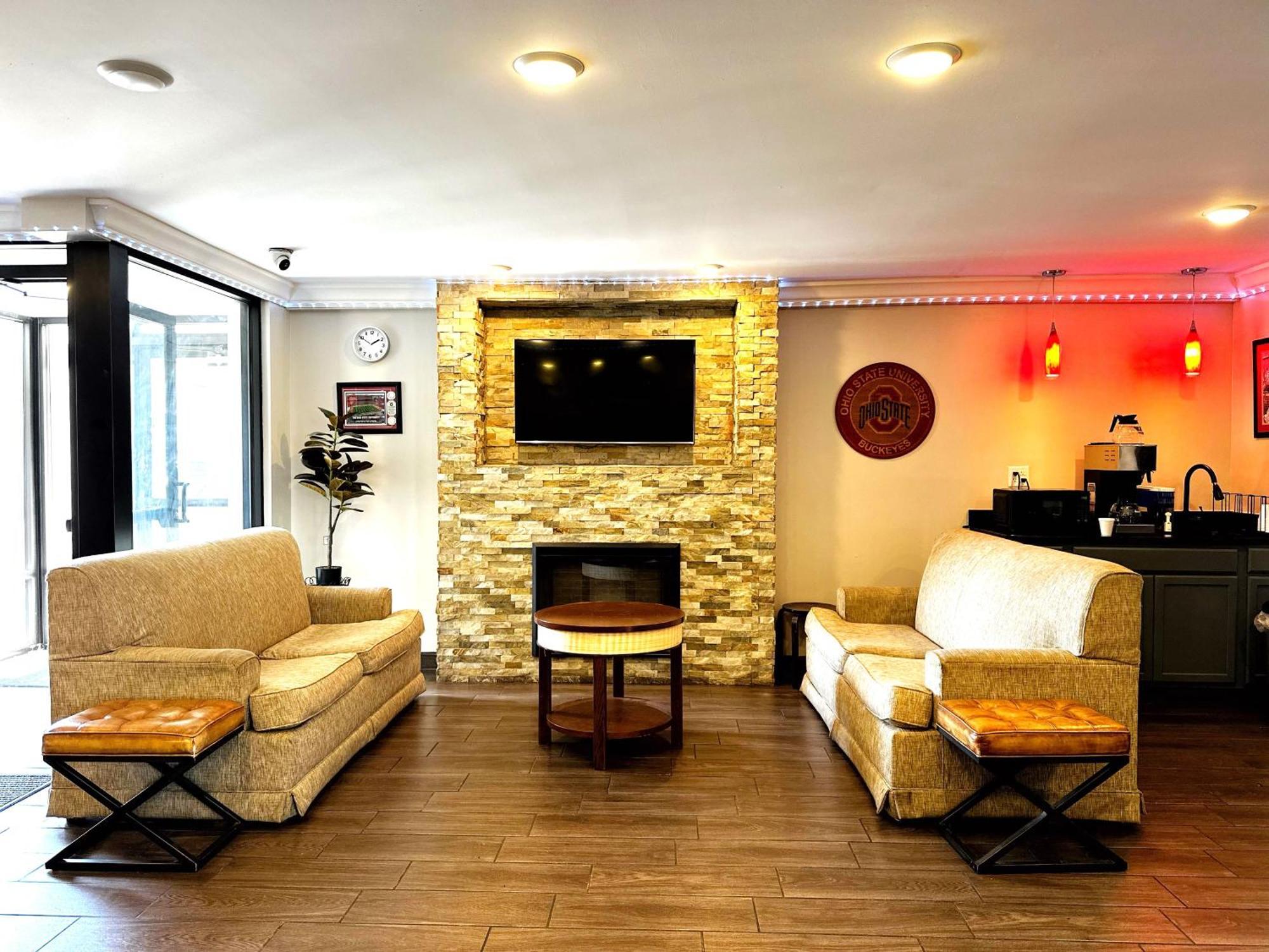 Baymont Inn And Suites By Wyndham Columbus / Near Osu Buitenkant foto
