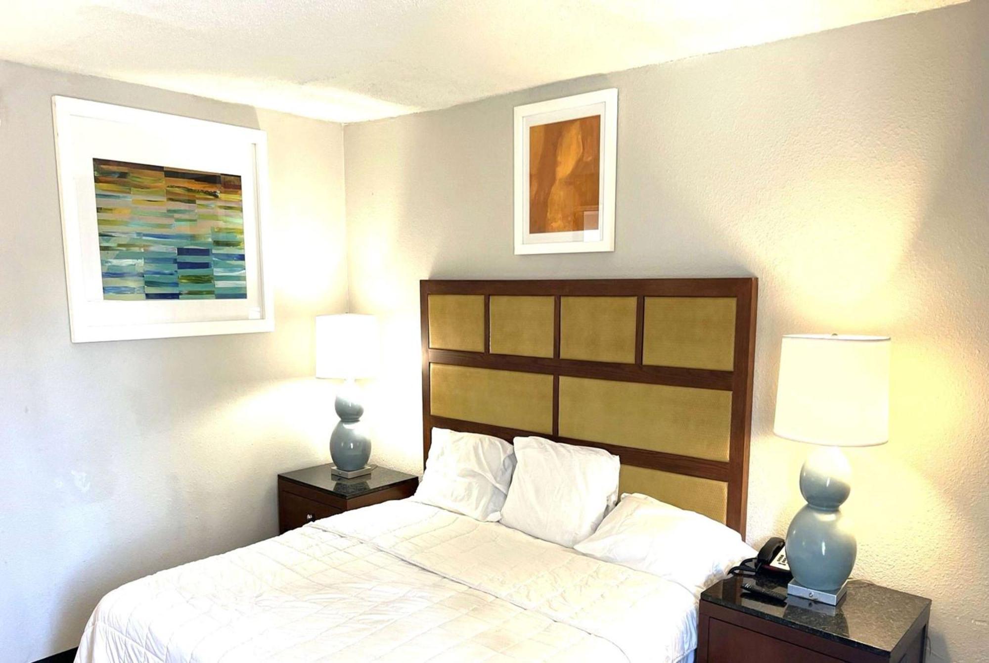 Baymont Inn And Suites By Wyndham Columbus / Near Osu Buitenkant foto